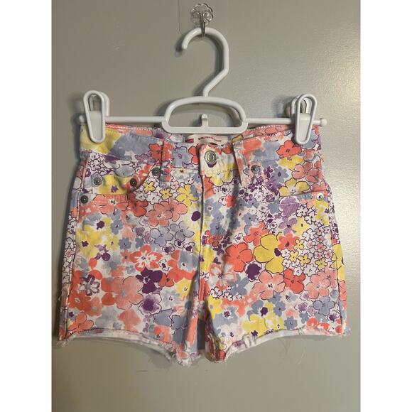 Levi Girls Flower Shorts - Picture 1 of 4